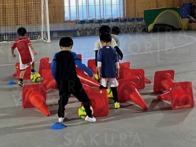 年中・年長が楽しくサッカー！