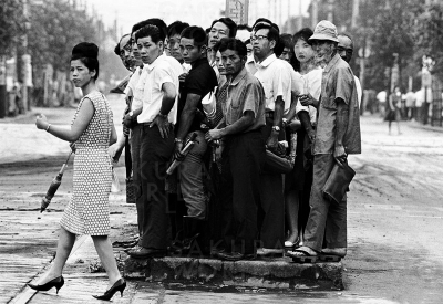 撮影 富山治夫 「過密」（〈現代語感〉より）１９６４年