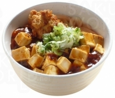 昨年グランプリを受賞した「大垣の豆腐たっぷり鶏カラうどん」。大垣市の美味しい水で作られた豆腐をたっぷり使用した、ボリューム満点の1品。今年のグランプリは、どんなメニューに！？