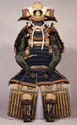 重文 紺絲威胴丸具足 織田信長所用 建勲神社蔵 展示期間：８/17～９/11