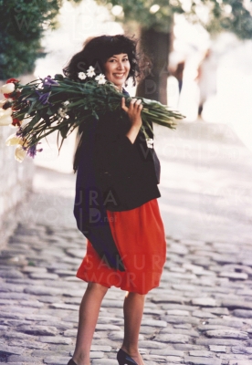 岸 惠子