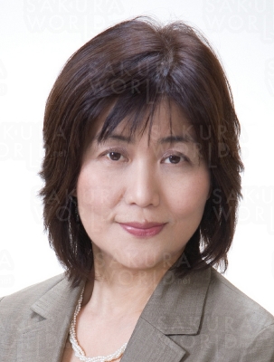 藤井しのぶ氏