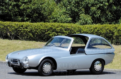 パブリカスポーツ（復元車）