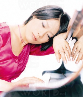 上原彩子 写真: ©EMI ミュージック