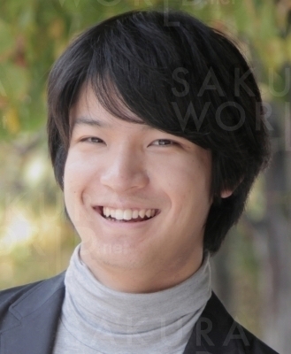 成田達輝