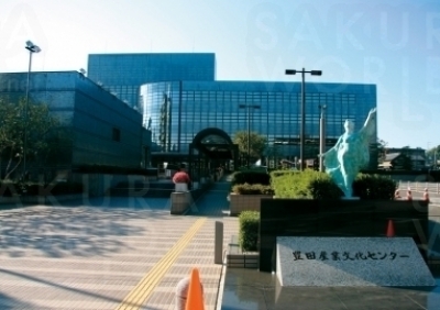 豊田産業文化セン ター内に位置する 同体験館。科学を 気軽に楽しめる講 座が豊富。