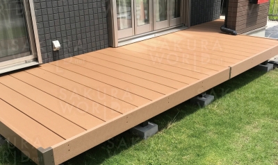 樹脂ウッドデッキ