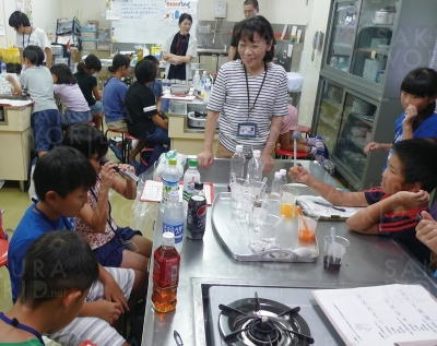 子ども一日食品衛生監視員（家族で学ぶ食の安全）