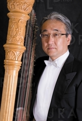山崎祐介